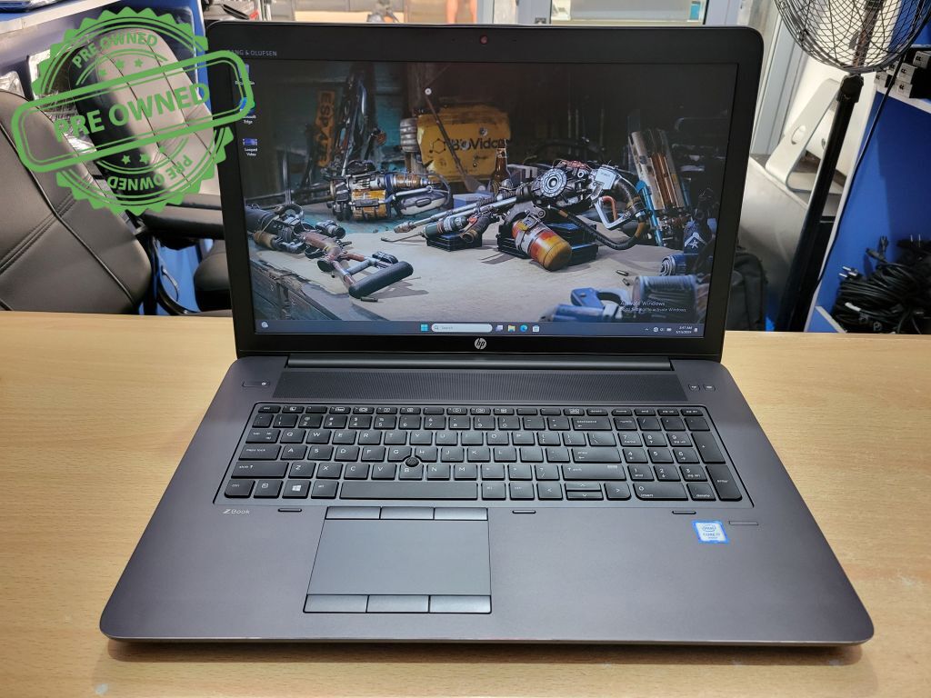 HP ZBook 17 G3 | Intel Core i7-6700HQ | 16GB RAM | 256GB SSD | 17.3 Full HD | LTE | Win11 Pro
